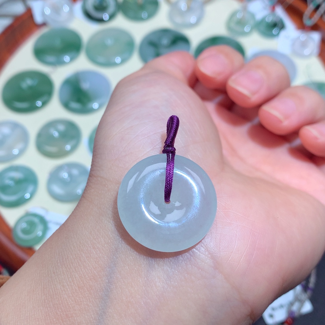 翡翠未镶嵌颈饰翡翠吊坠35