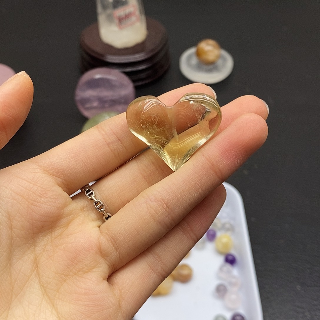 未镶嵌珠宝半成品水晶85水晶石