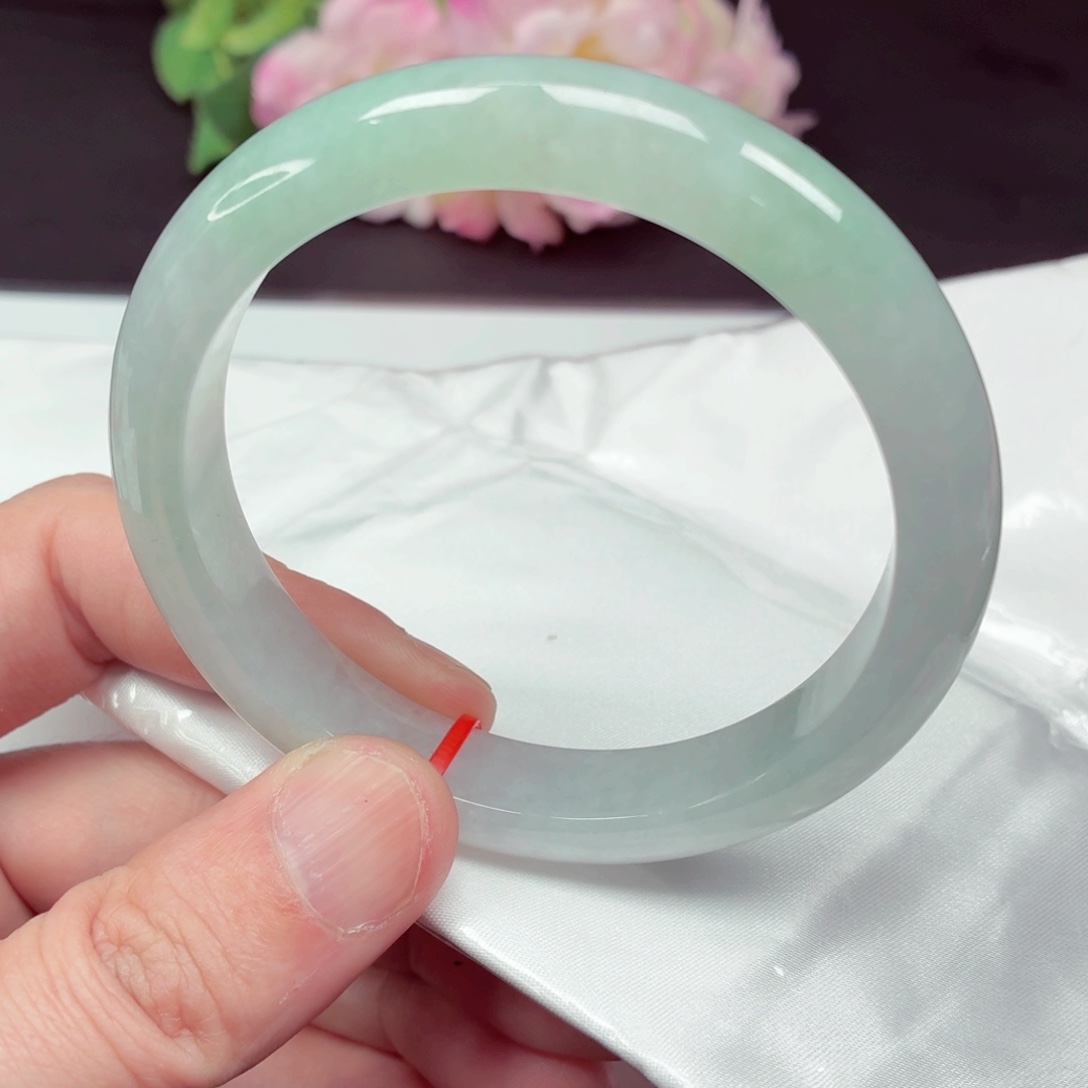 细***意翡翠未镶嵌手镯61圈