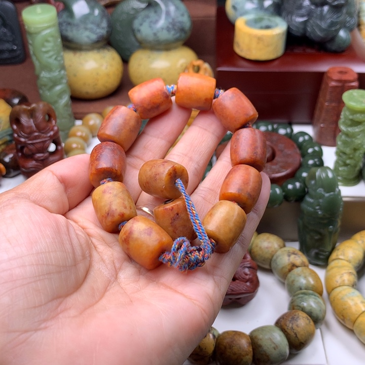 岫岩河磨玉（透闪石质玉）手链未镶嵌0**0