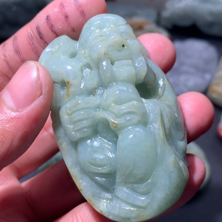 翡翠未镶嵌颈饰保真天然a货翡翠