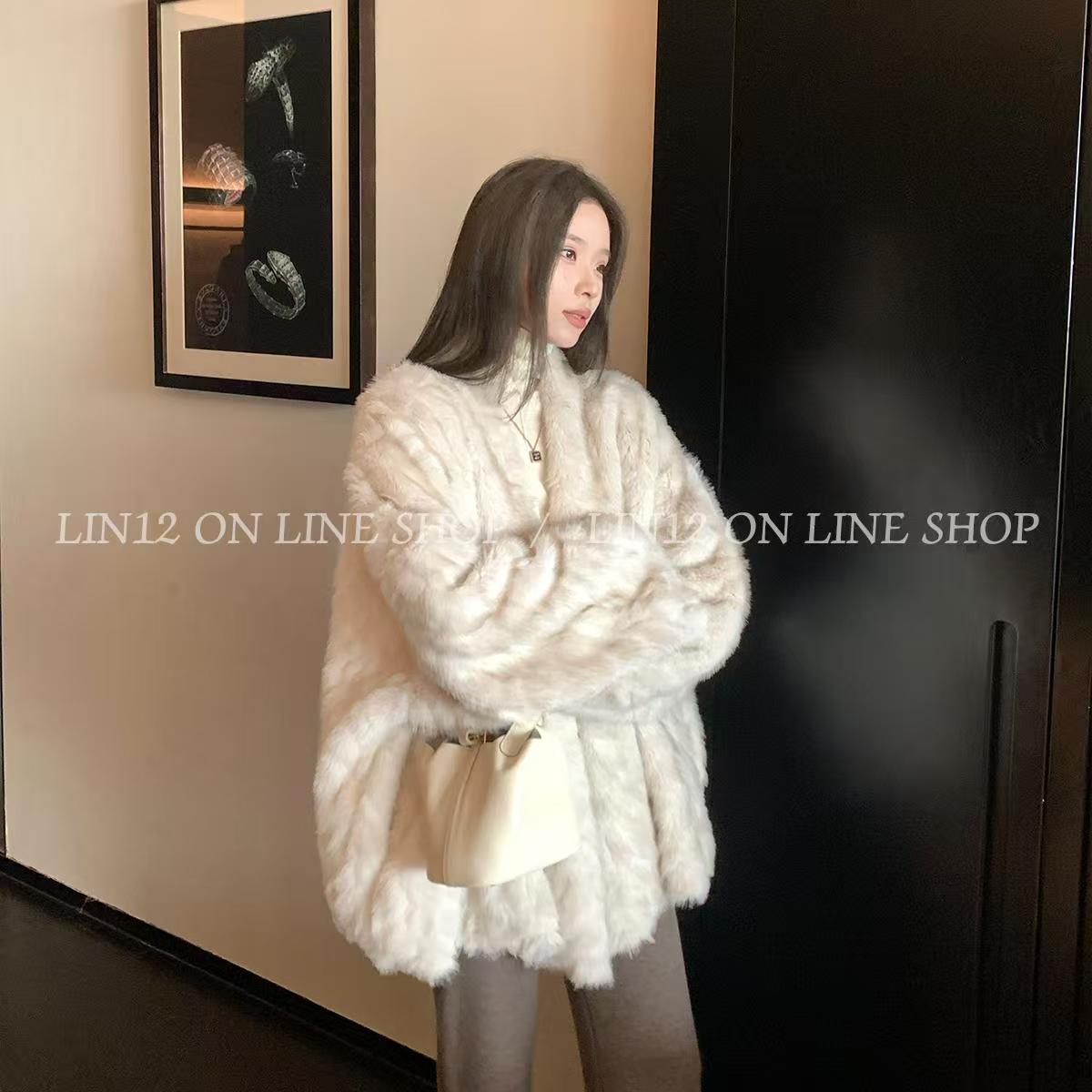 云雾石狐厚实保暖蝙蝠袖皮毛一体披肩式外套女慵懒顺滑环保毛大衣