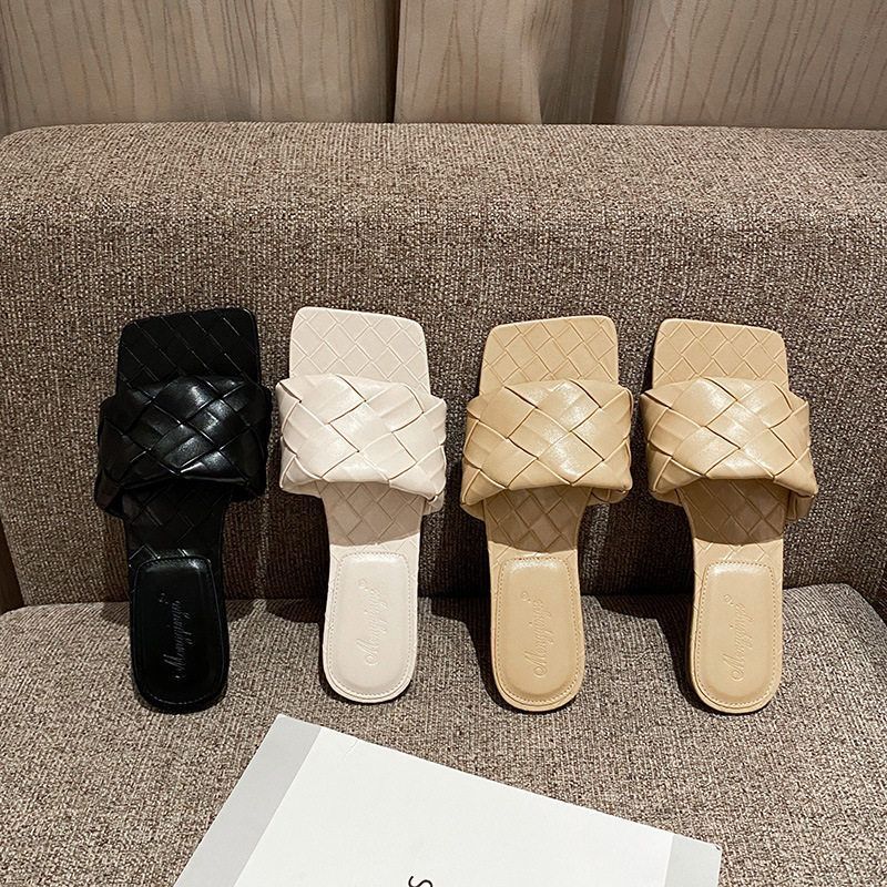 夏季时尚百搭韩版网红法式平底凉拖鞋33码到43码气质