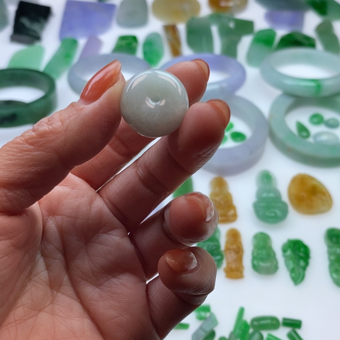 翡翠挂件未镶嵌天然翡翠