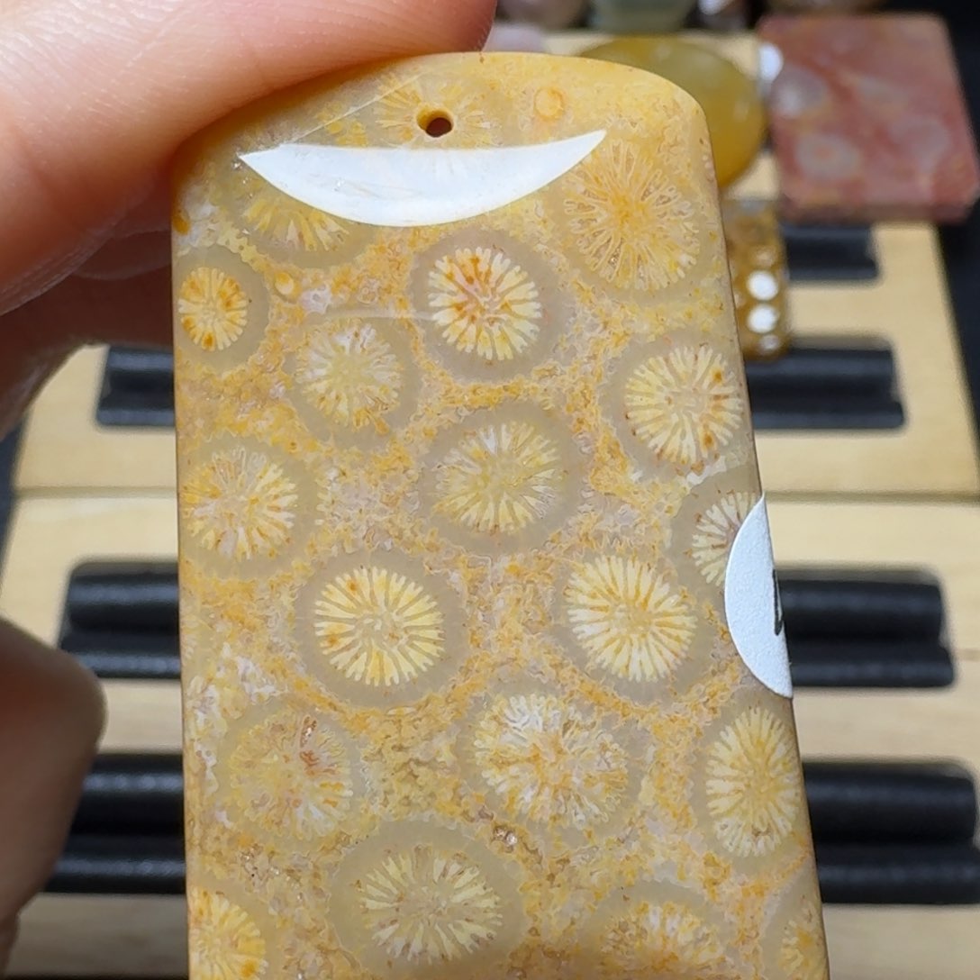 硅化玉可盘未镶嵌