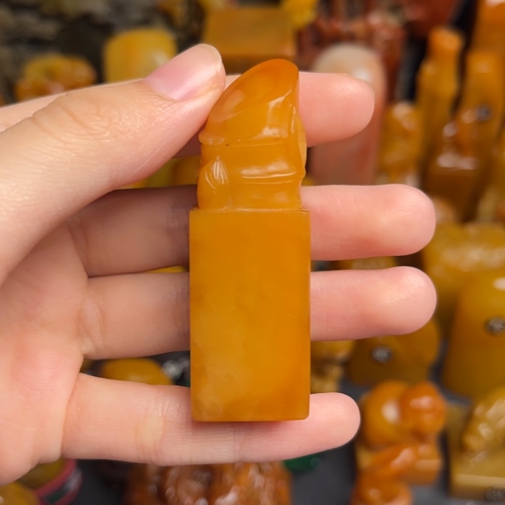田黄石题材：工艺品