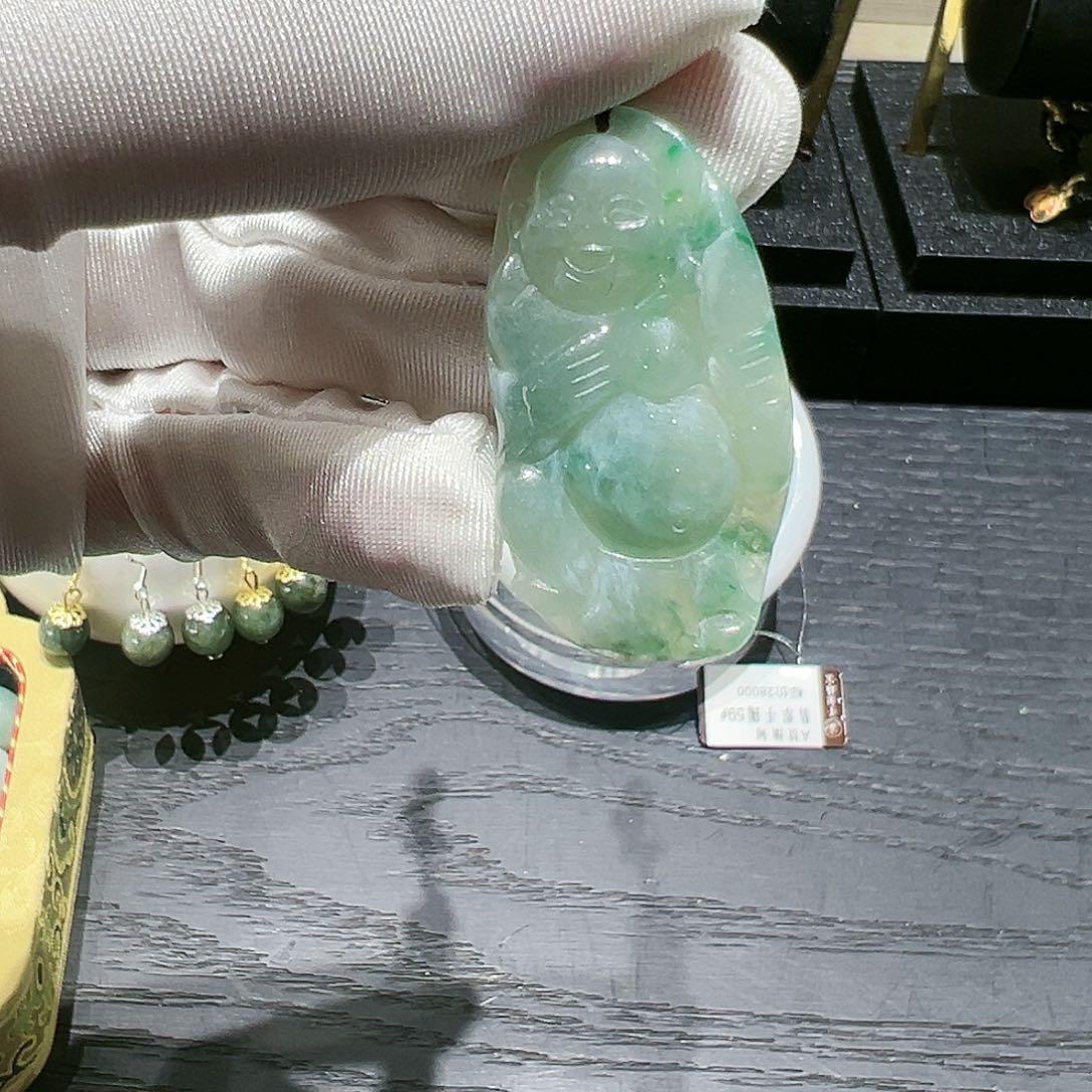 翡翠颈饰未镶嵌挂件