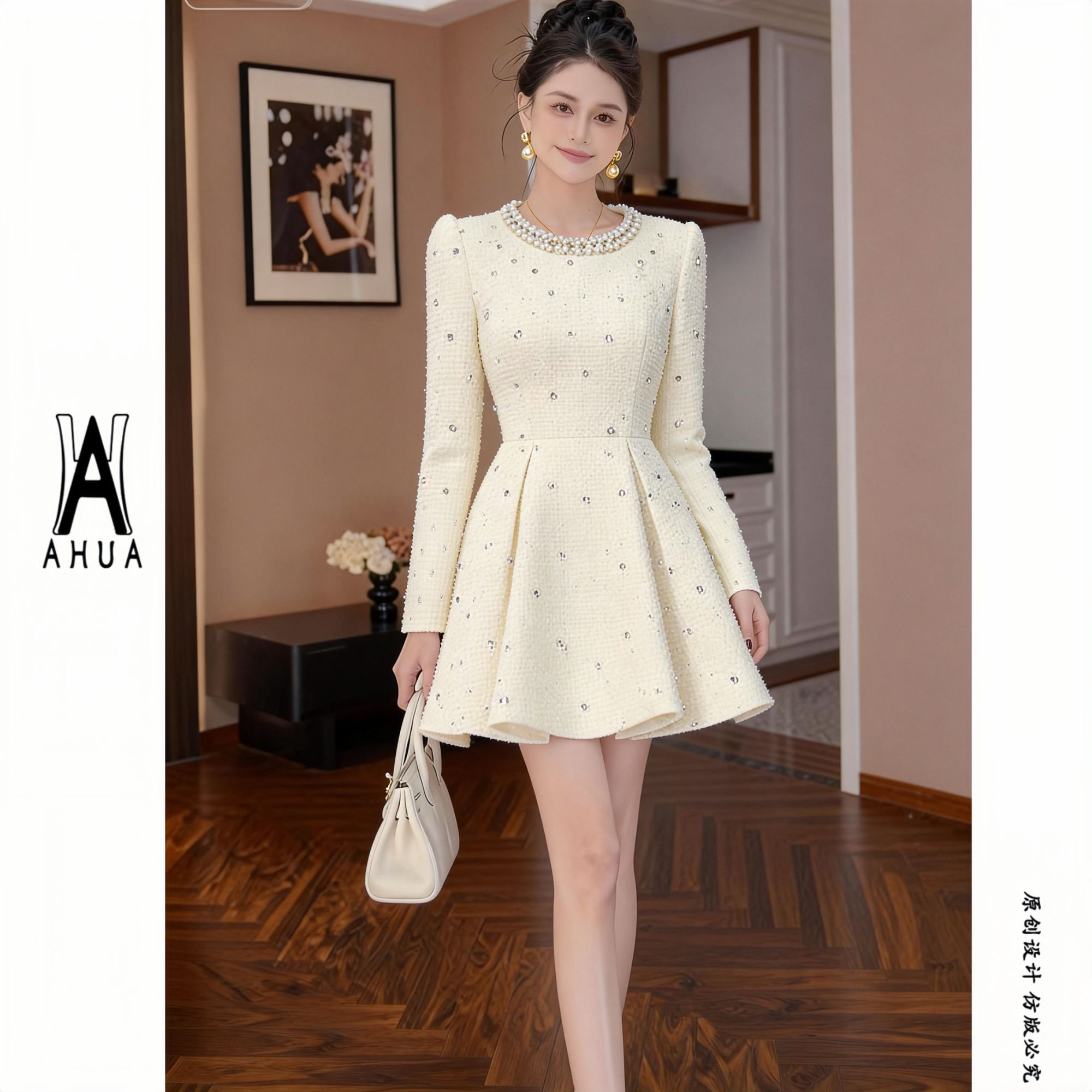 【花花原创】连衣裙2025秋冬新款圆领钻饰收腰压褶轻奢117777