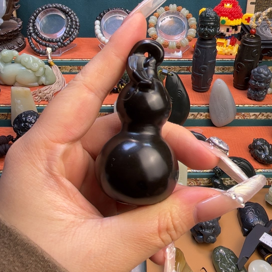 未镶嵌和田玉挂件