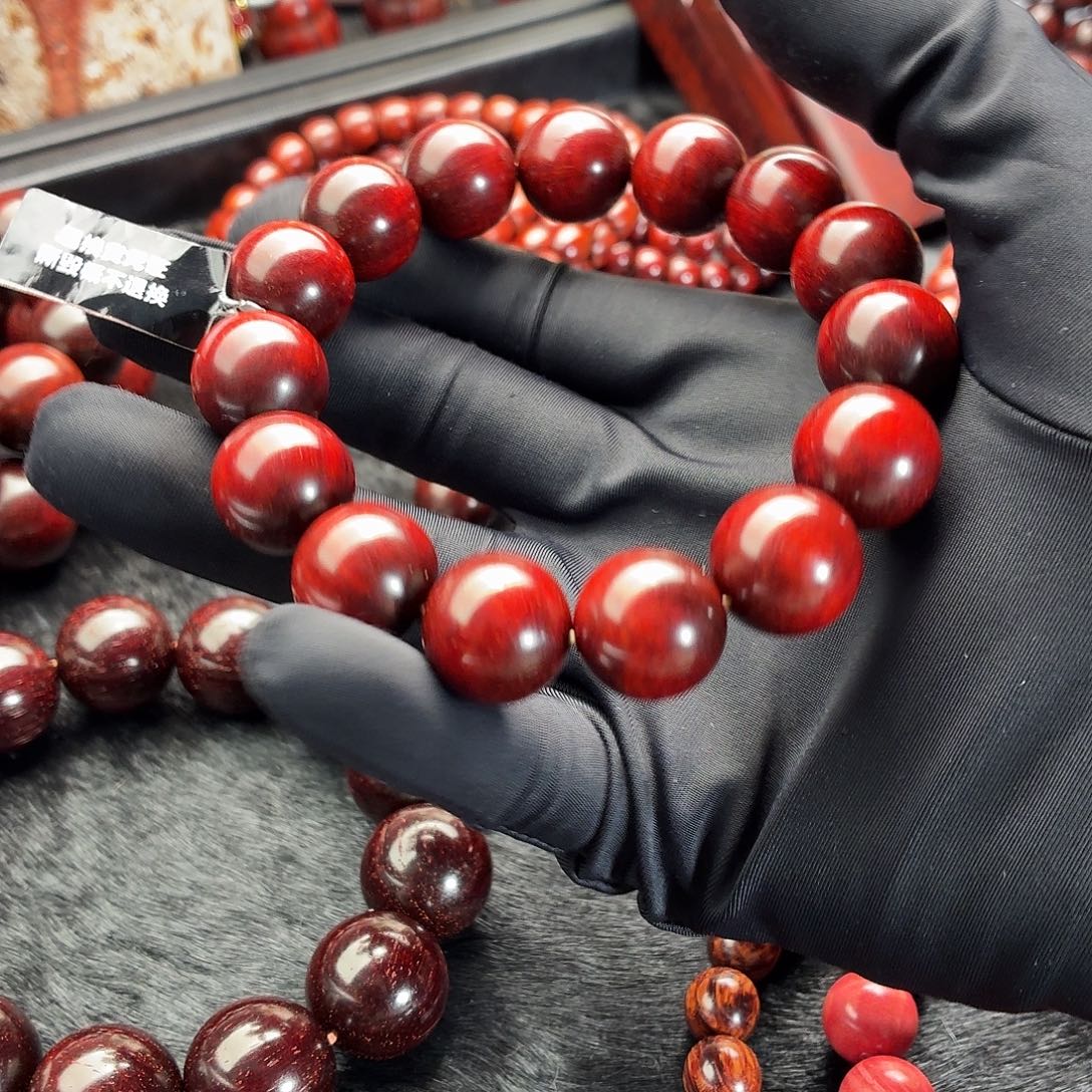 切***小叶紫檀手串/手链大黑龙