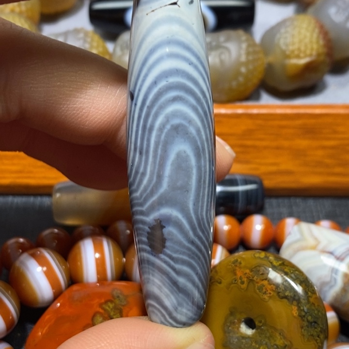 玛瑙/玉髓未镶嵌颈饰