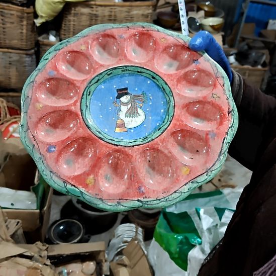 绿泥盘子碗茶壶啥都有