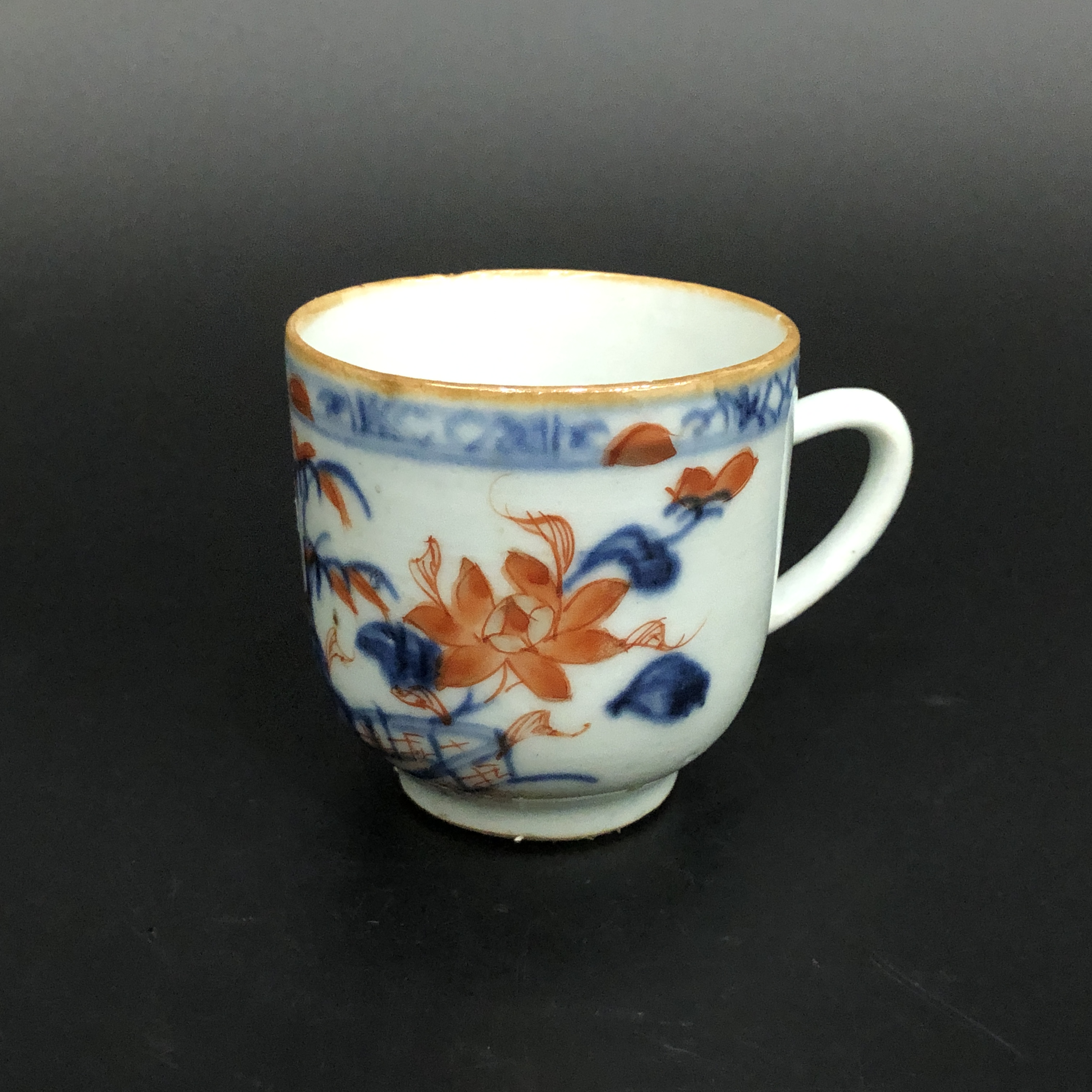 25120195 清康熙青花矾红花卉纹杯 口径6.5cm高6.8cm