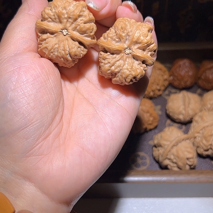 文玩核桃蛤蟆头35