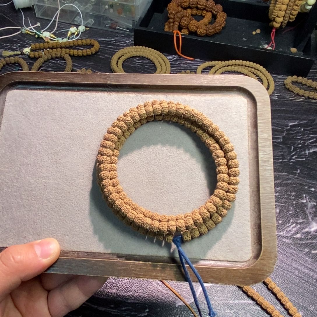 手串金刚菩提藏切 盘龙纹 闷墩龙