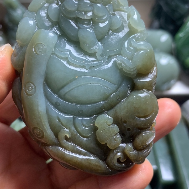 南***柯和田玉未镶嵌颈饰