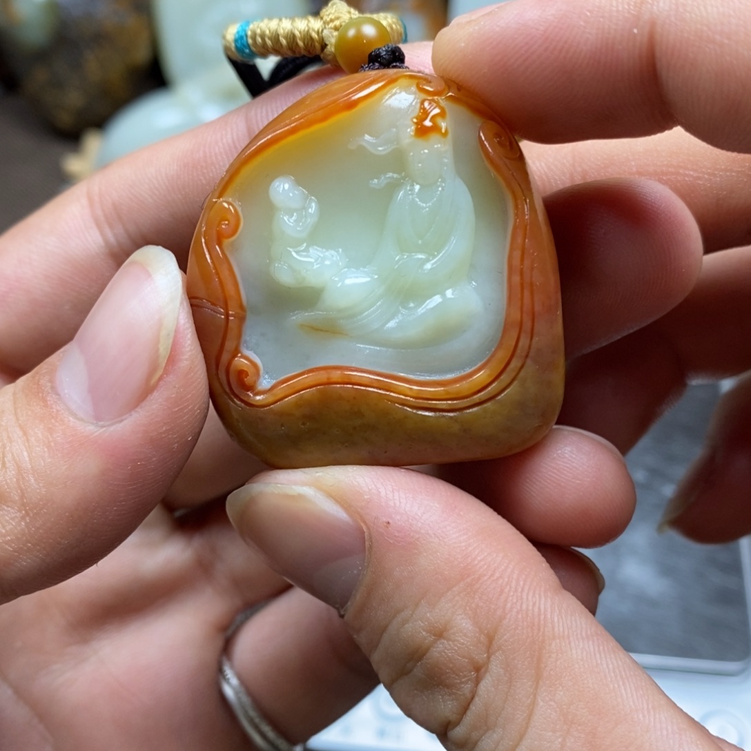 和田玉未镶嵌挂件