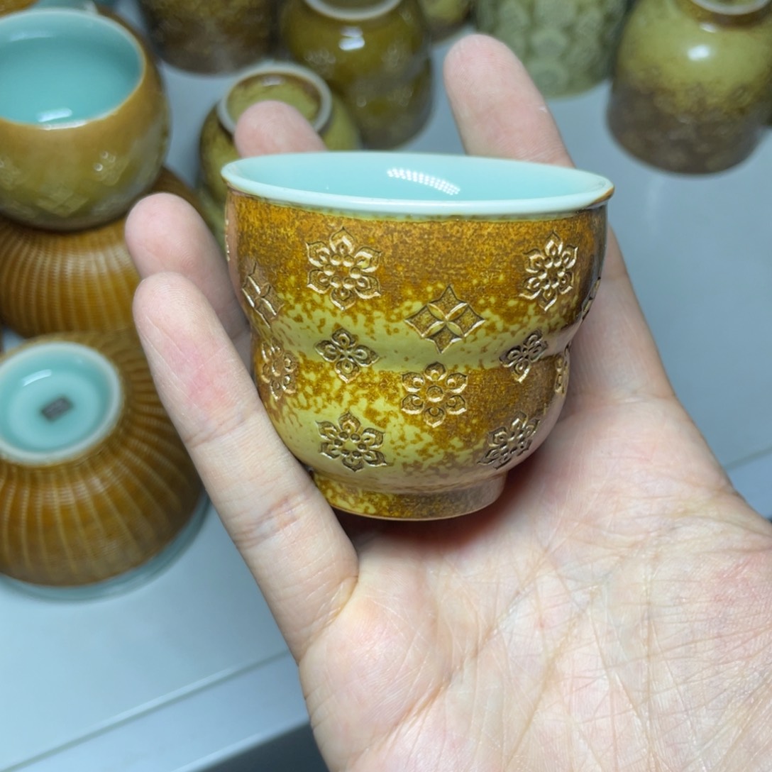 青瓷青瓷 青瓷青瓷