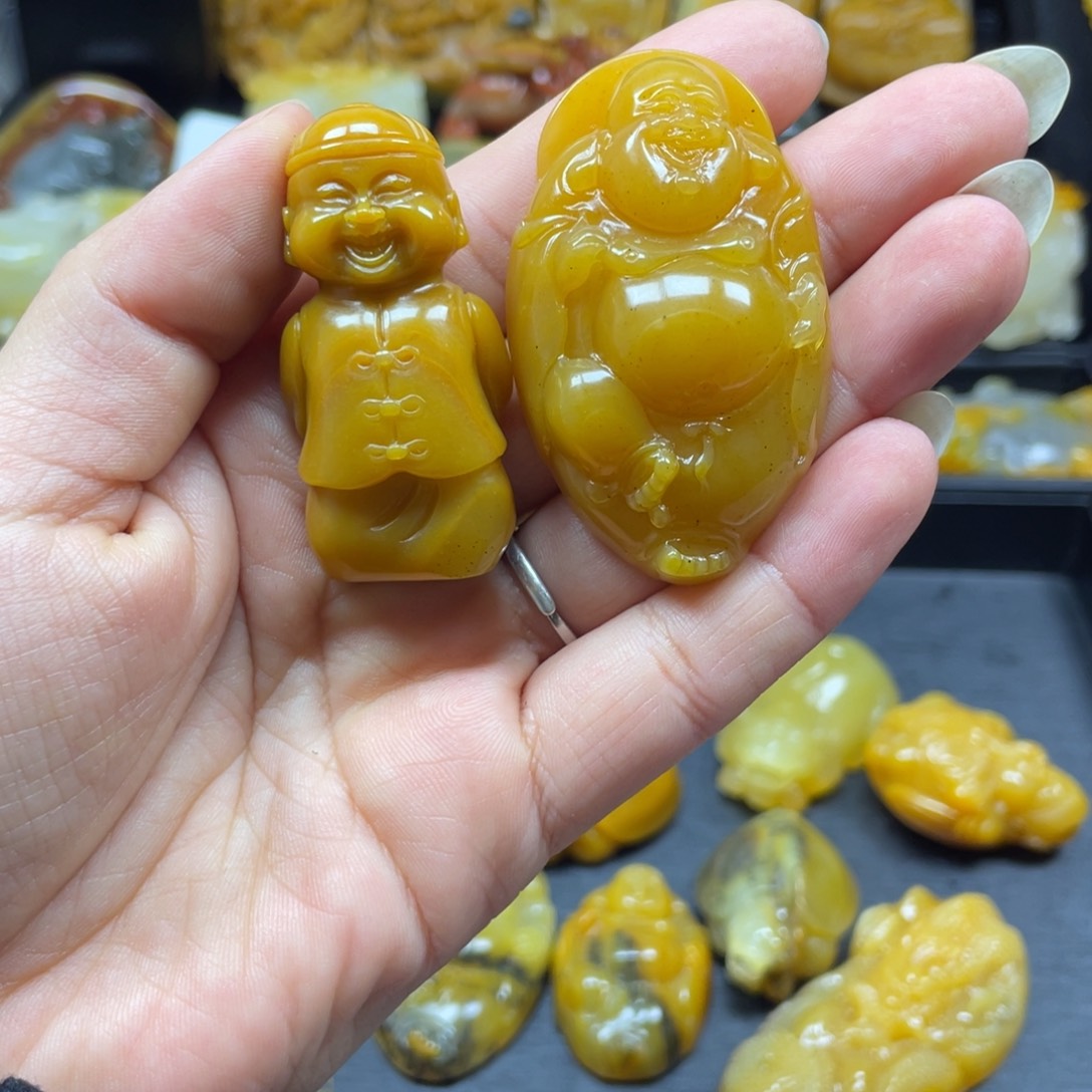 宸***宝石英质玉（黄龙玉）未镶嵌吊坠(不含链)