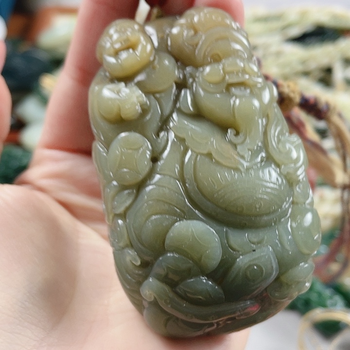 和田玉未镶嵌颈饰