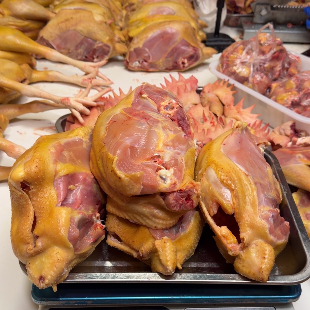 3中国大陆鸡肉架8.90斤