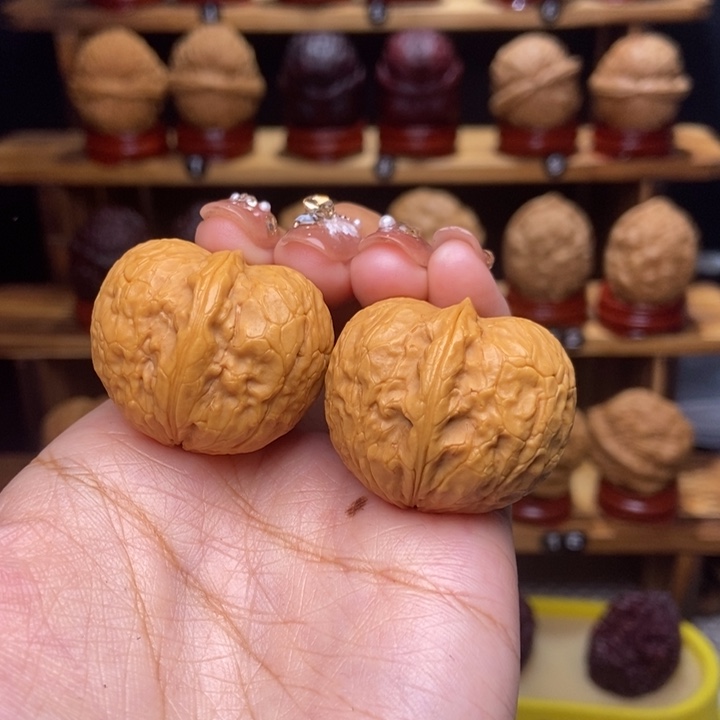文玩核桃吊坠金印1