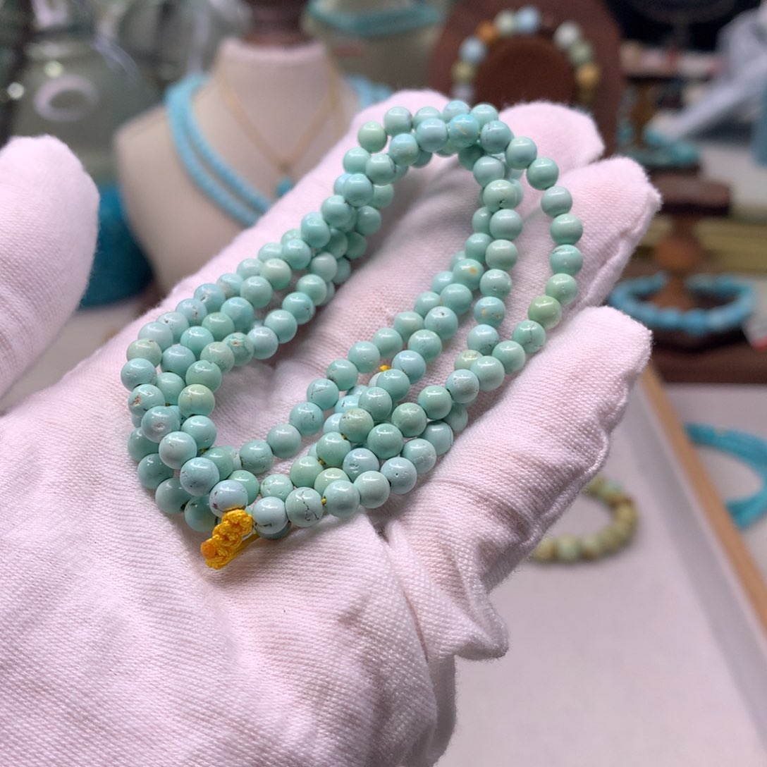 绿松石配饰未镶嵌