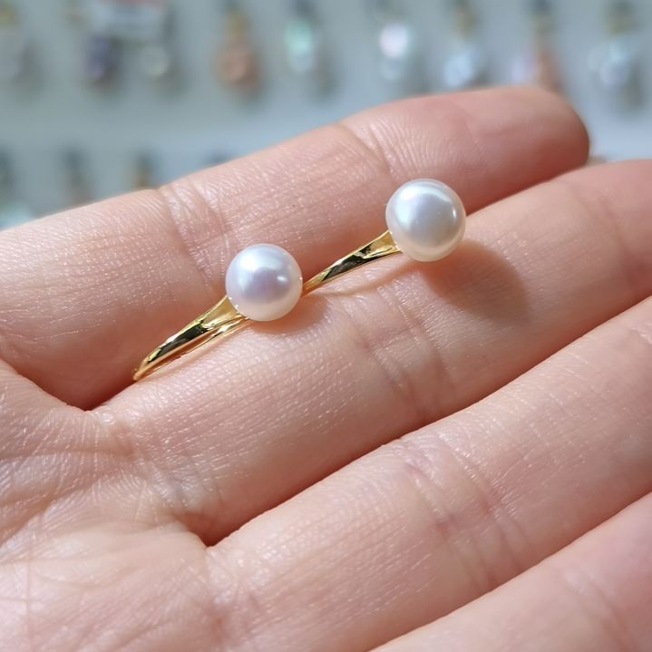 淡水珍珠耳饰未镶嵌