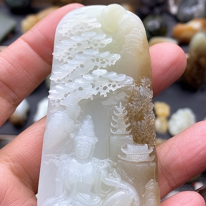 颈饰未镶嵌和田玉（糖玉）k***猫