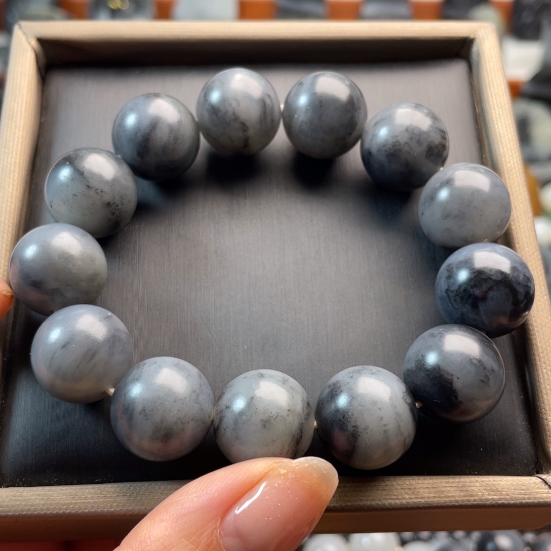 和田玉手串未镶嵌