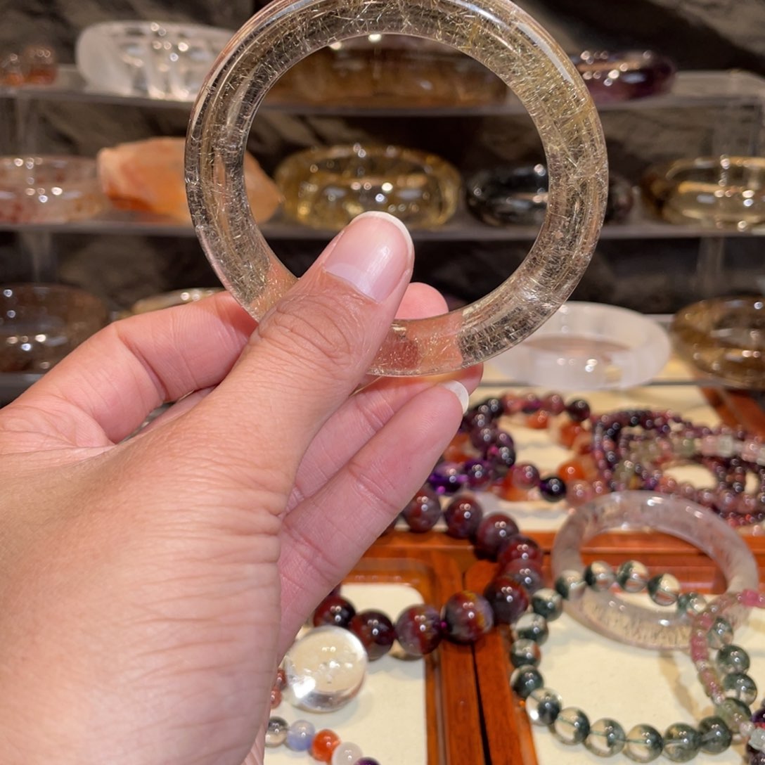 未镶嵌手镯水晶1