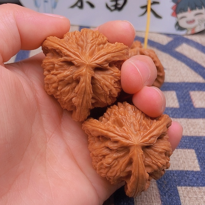 吊坠文玩核桃?*风三棱