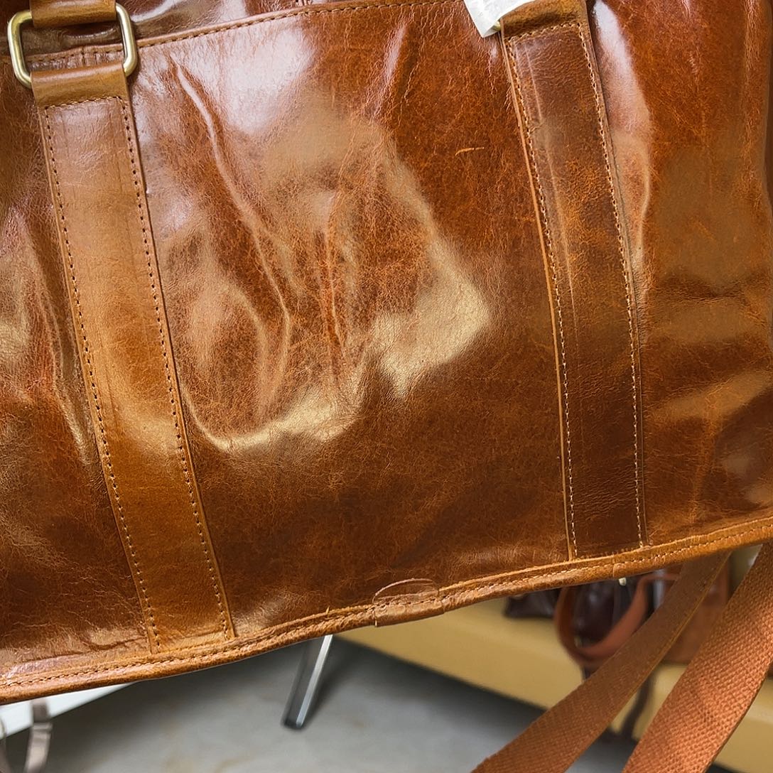 了***断水牛剖层皮革电脑包