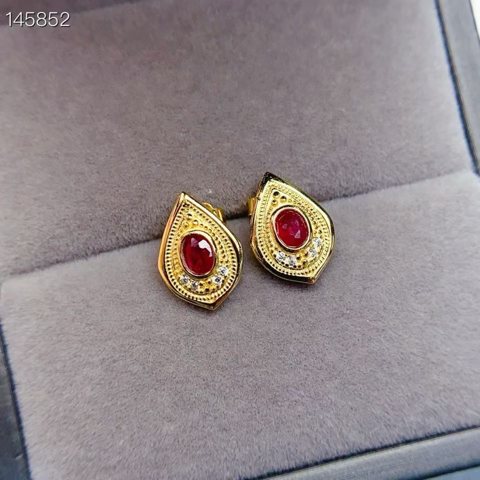S925银红宝石耳钉cbgf 