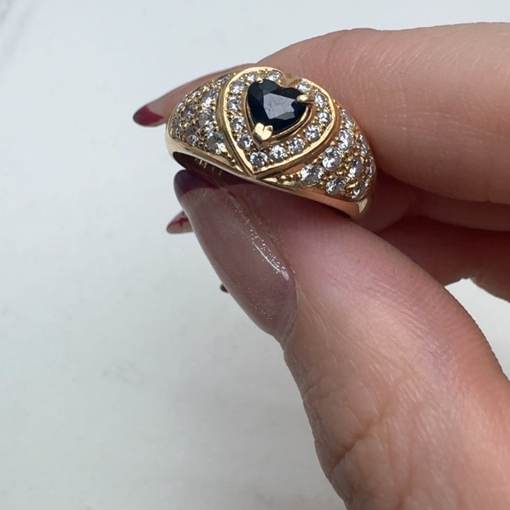 蓝宝石戒指未镶嵌