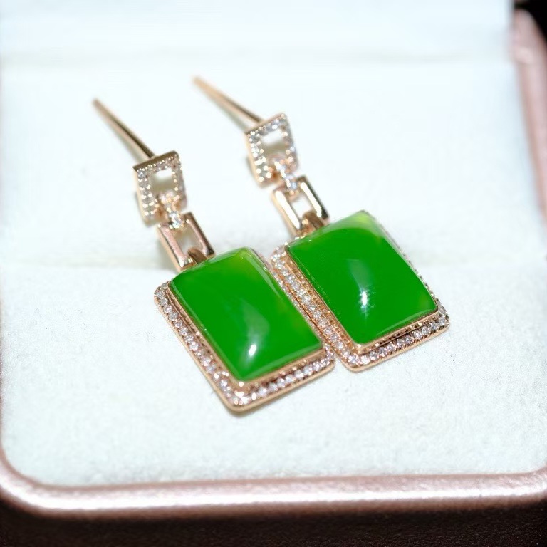 高品质碧玉苹果绿耳坠 18k金镶嵌 乌兰乌德苹果绿耳饰 碧玉满绿