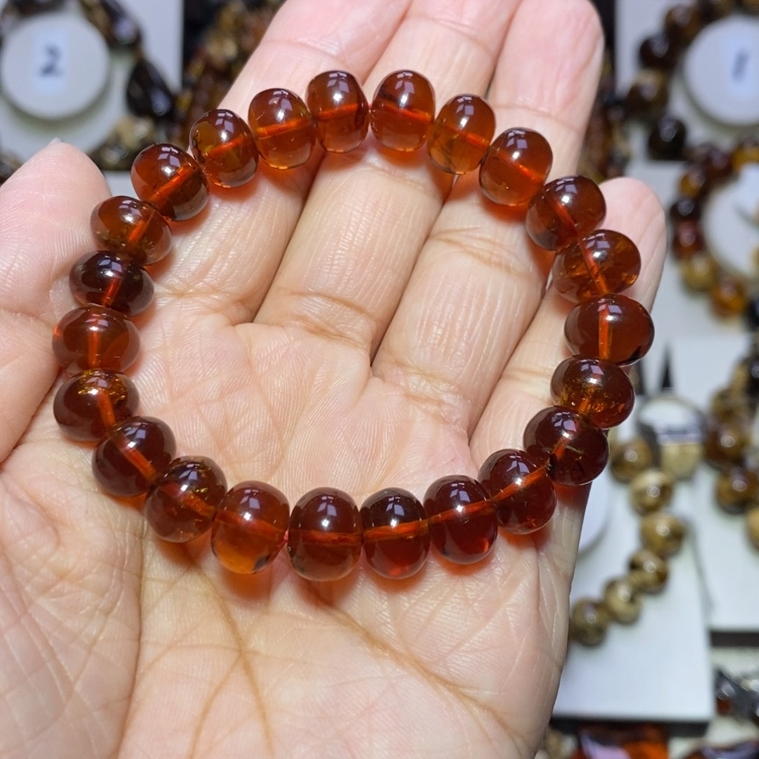 琥珀未镶嵌裸石樱桃红10m