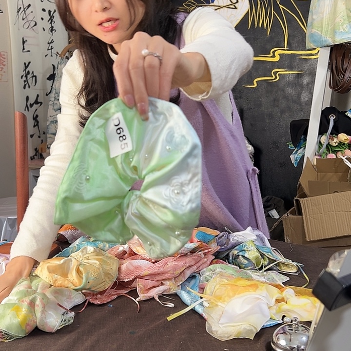 月***半685圆饼发圈不退不换