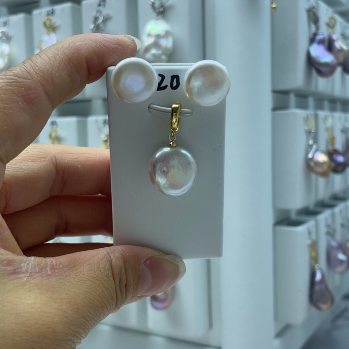 淡水珍珠耳饰未镶嵌