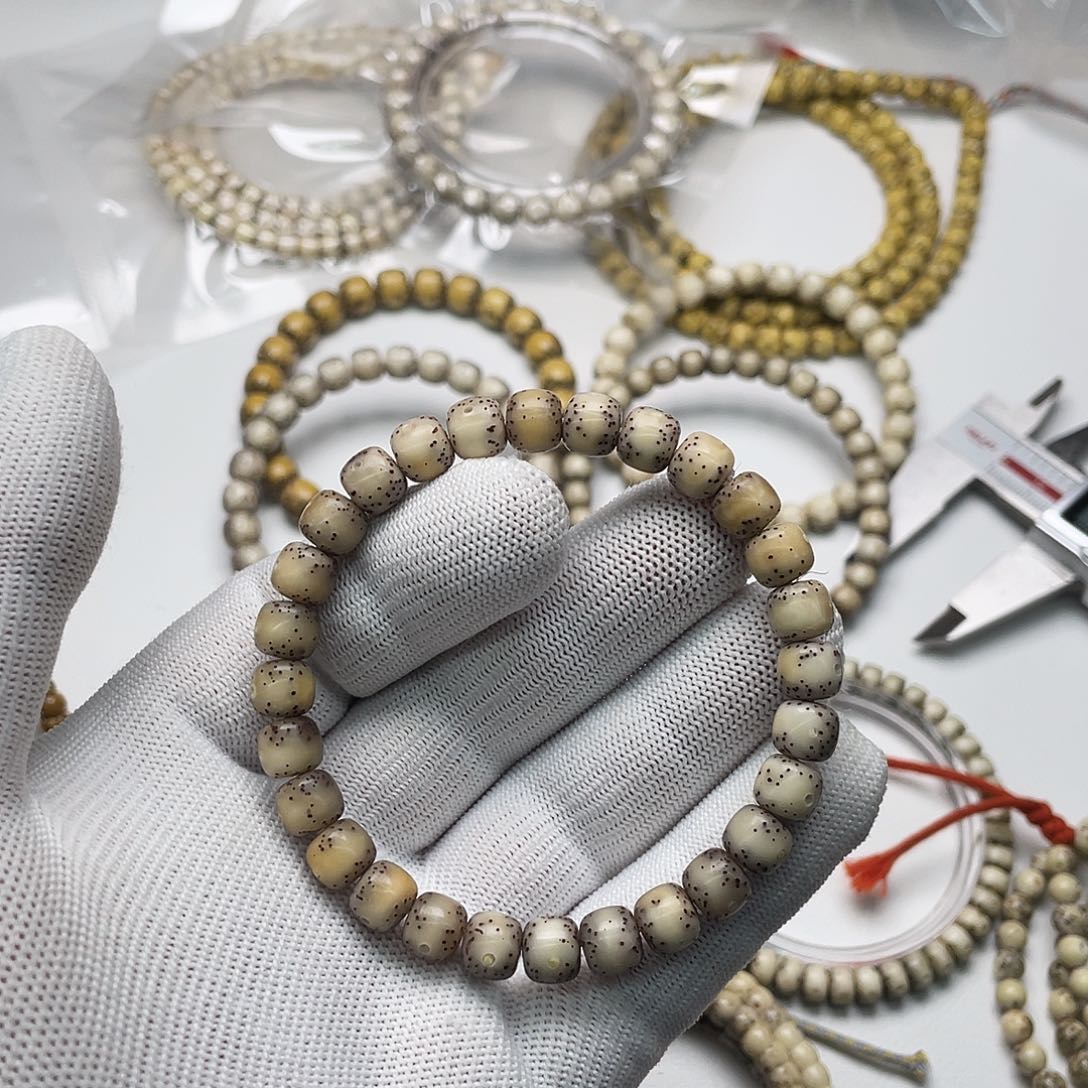 星月菩提手串灰背8x7通体