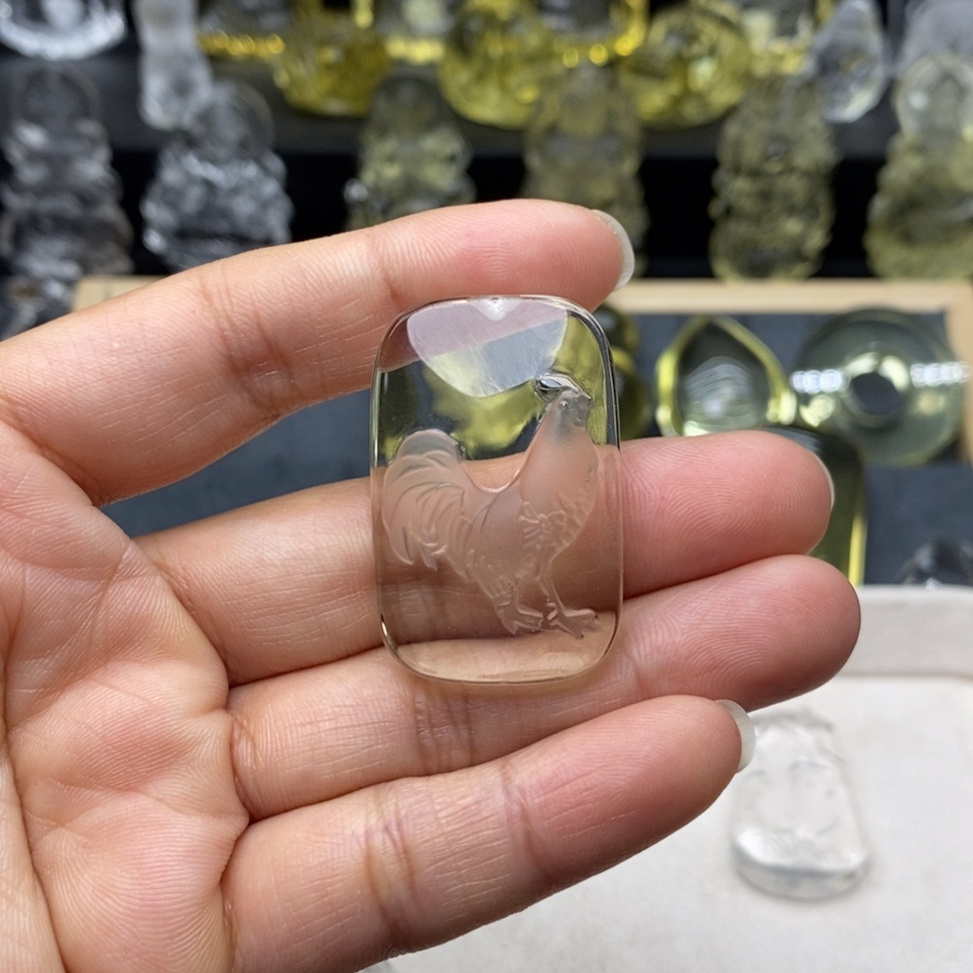 烽***）未镶嵌水晶颈饰生肖牌