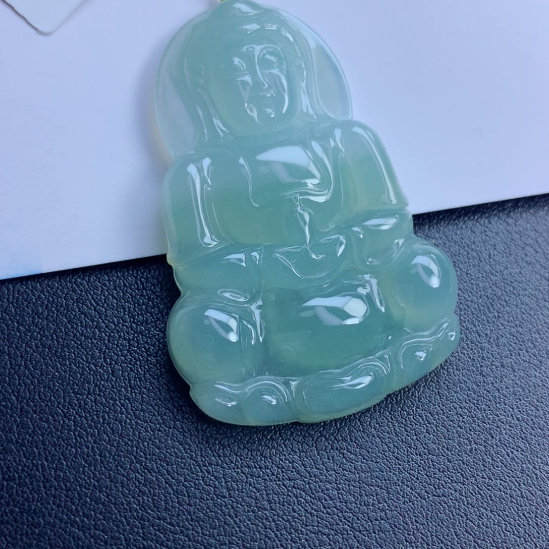 翡翠颈饰未镶嵌观音