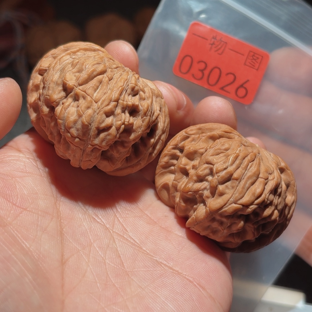 文玩核桃把件磨盘