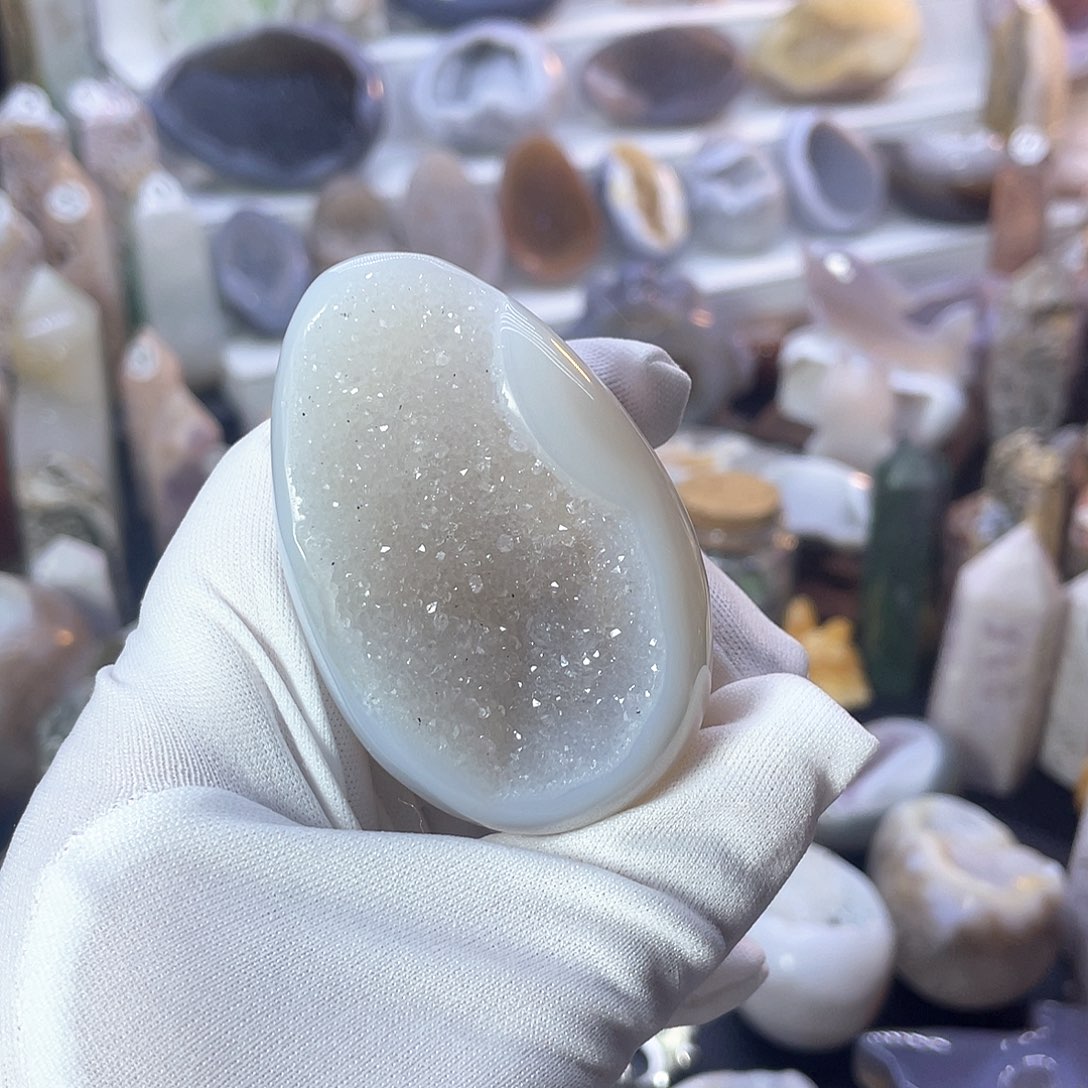 水晶恐龙蛋未镶嵌l****?