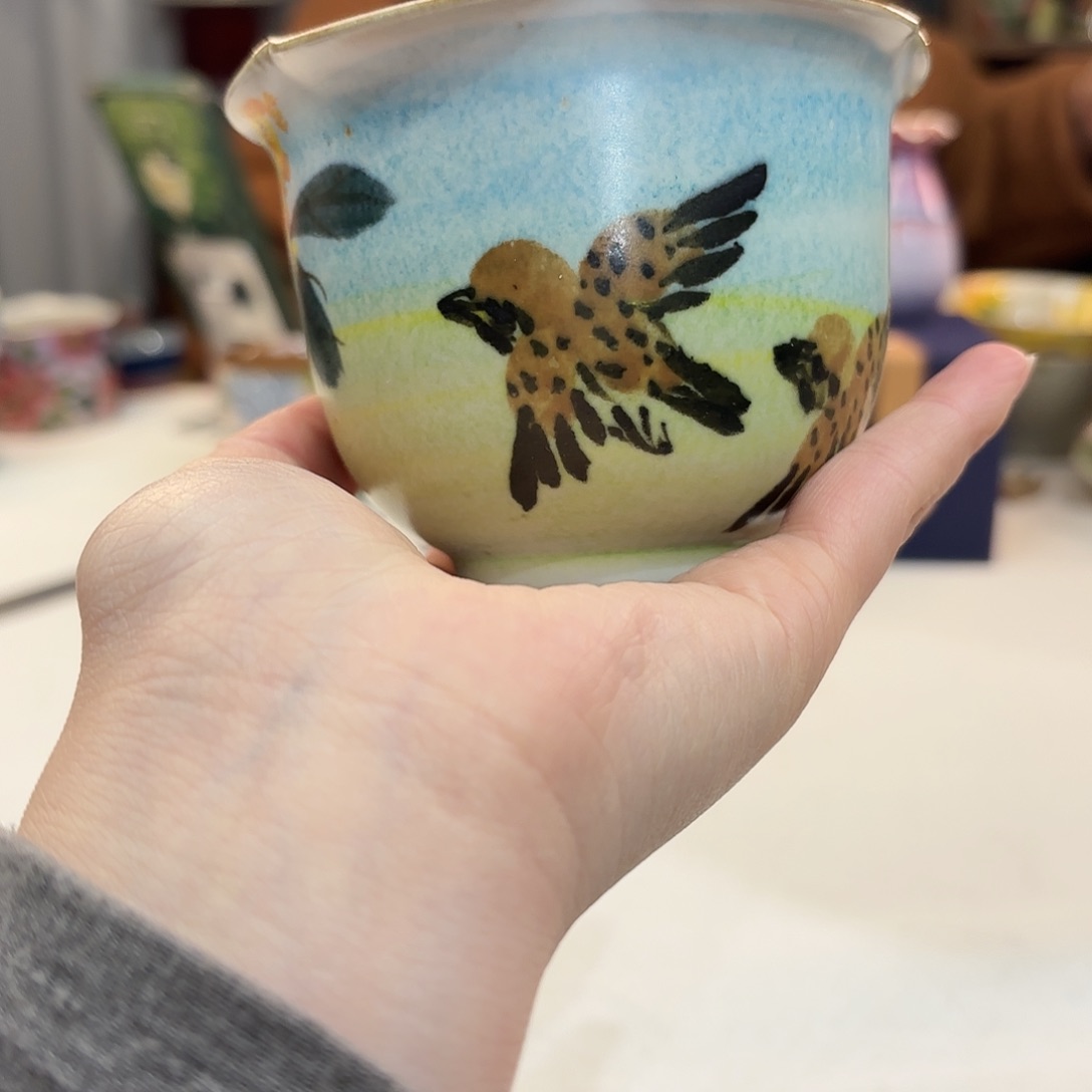 瓷片兔兔盖茨。兔兔好