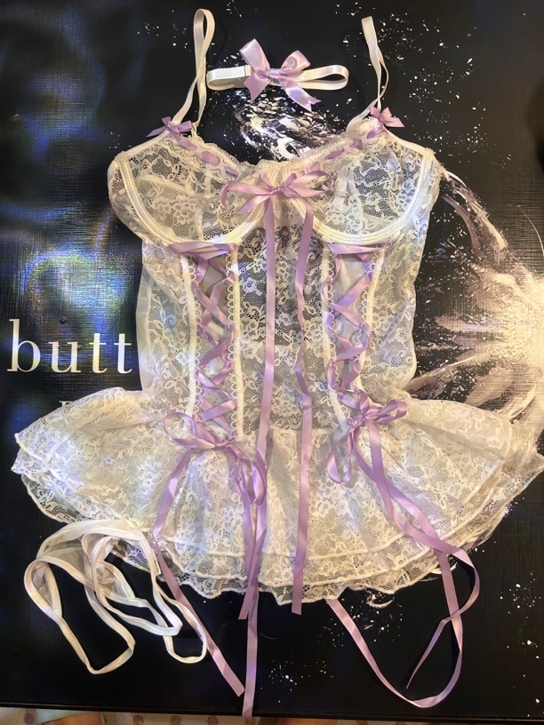 梦幻芭蕾.性感蕾丝蝴蝶吊带睡衣少女风纯欲设计