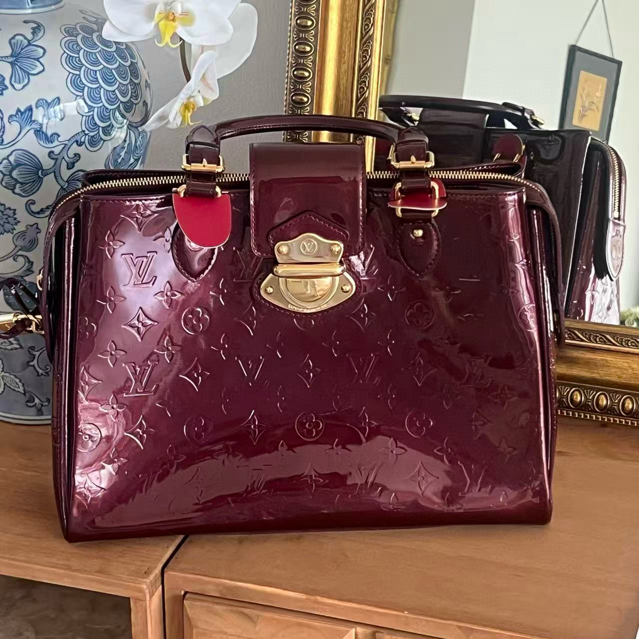 95新 LouisVuitton/路易威登 红色漆皮手提包 QX-16676326