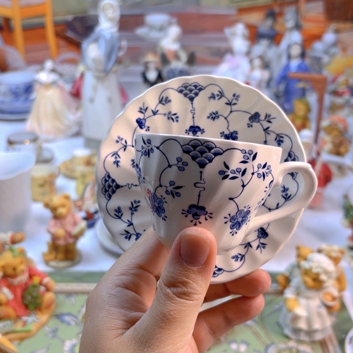 摆件欧洲中古瓷器好看冲鸭！