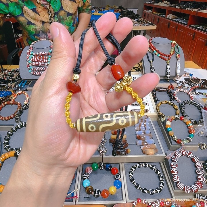 未镶嵌玛瑙/玉髓珠宝奇石