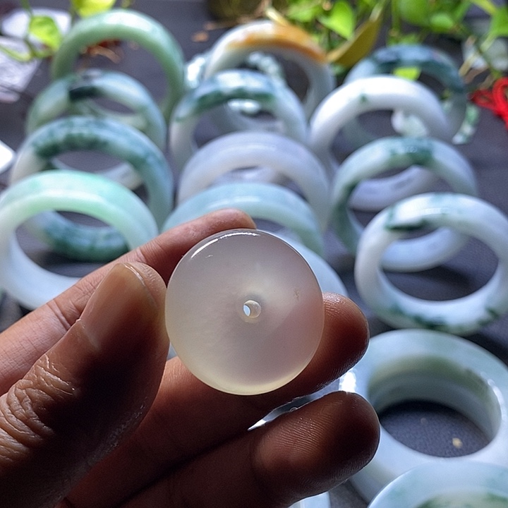 玛瑙/玉髓合金颈饰